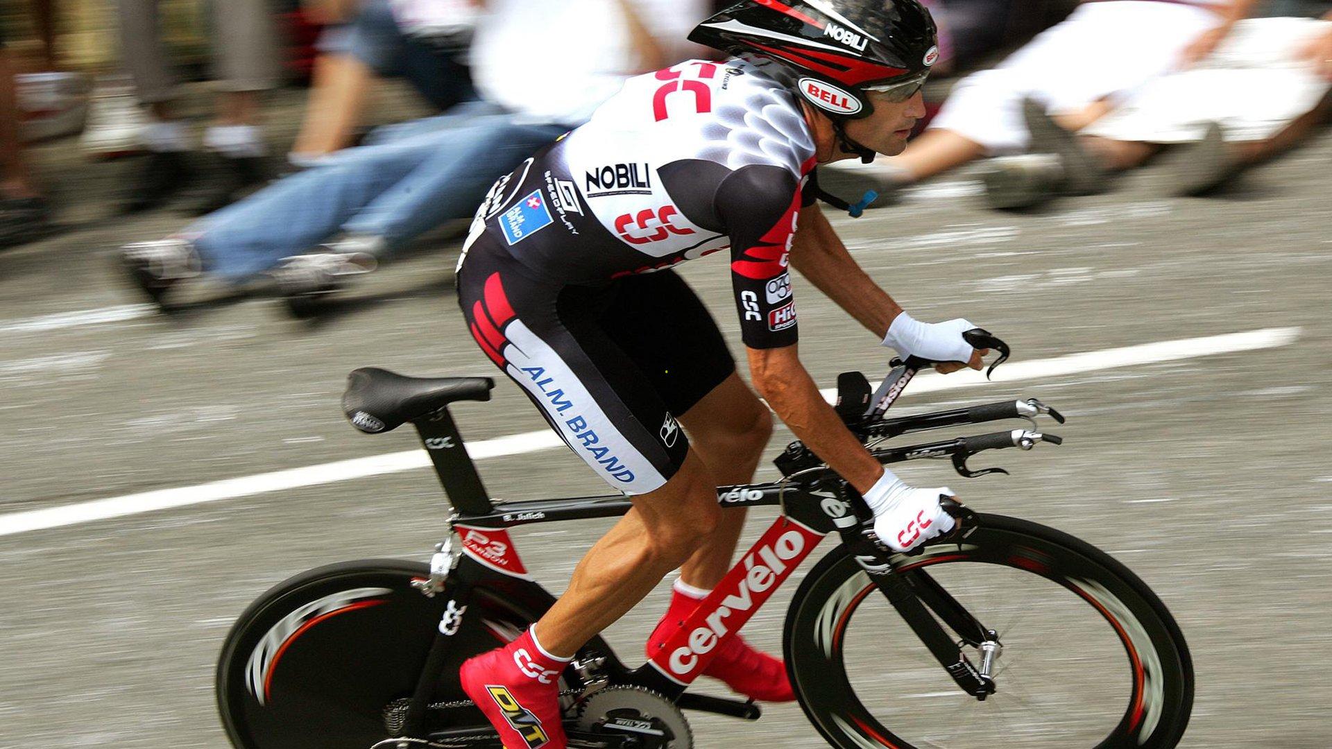 女子体育蓬勃发展，新时代女性运动员的突破与挑战